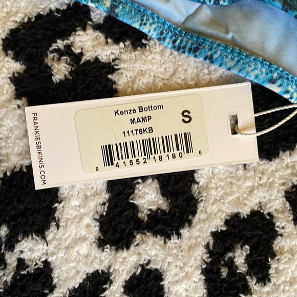 BNWT Frankie’s Bikinis Blue Snakeskin Bikini Set Size S - Picture 3 of 4